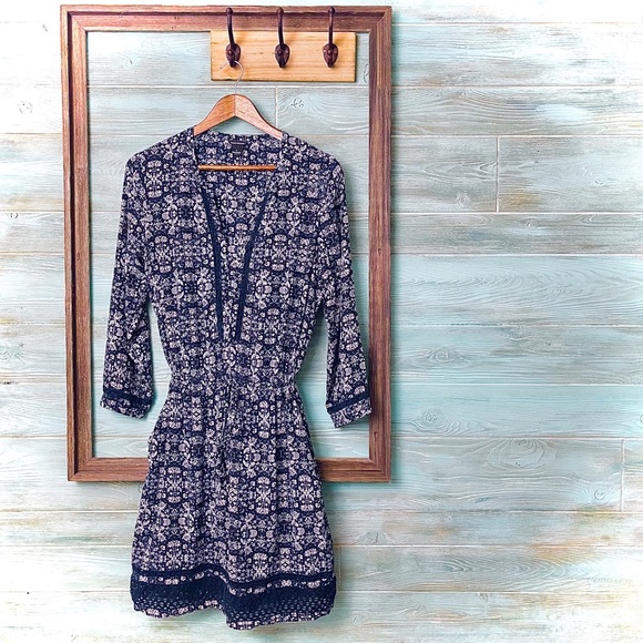 Club Monaco Artisan Silk Prairie Dress - Picture 10 of 11